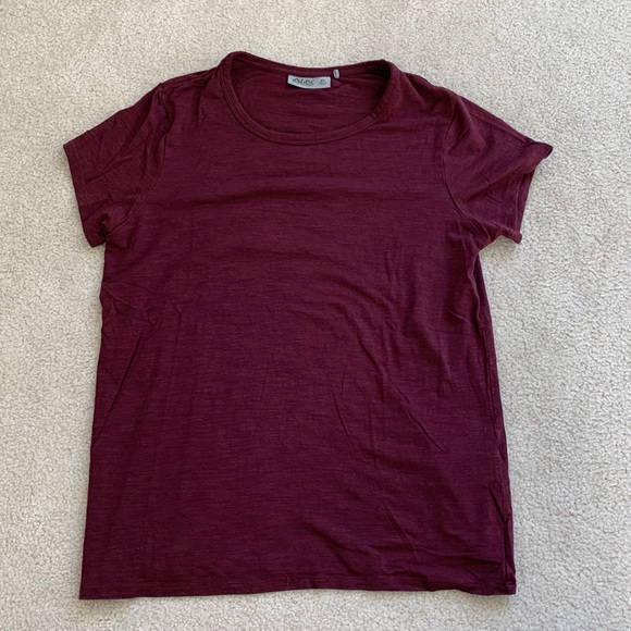 burgundy tasc athletic tee - Picture 1 of 2